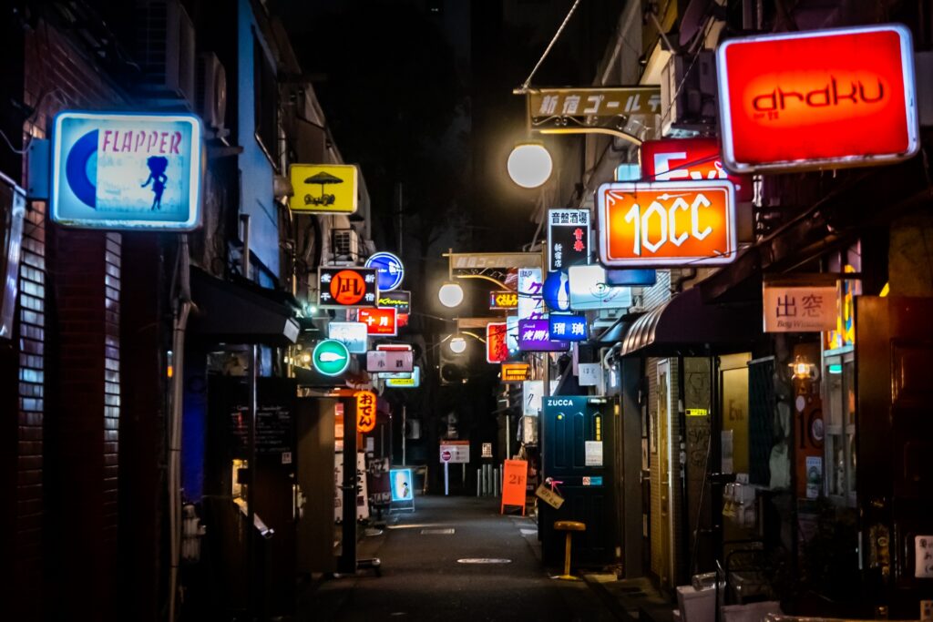 路地裏にひそむ、町のストーリー
